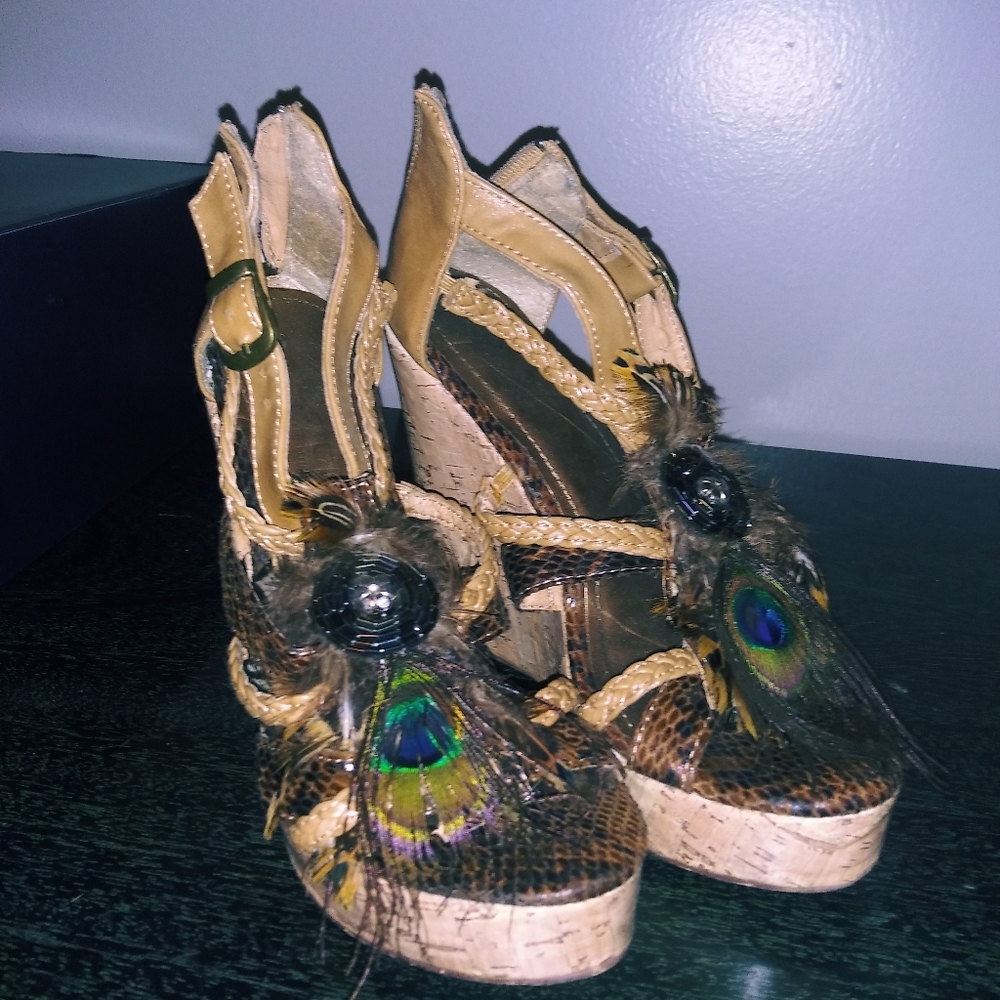 Tan wedges